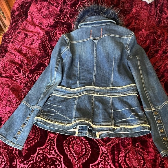 BCBG Girls faux fur denim jacket Vintage Y2K - Picture 3 of 10